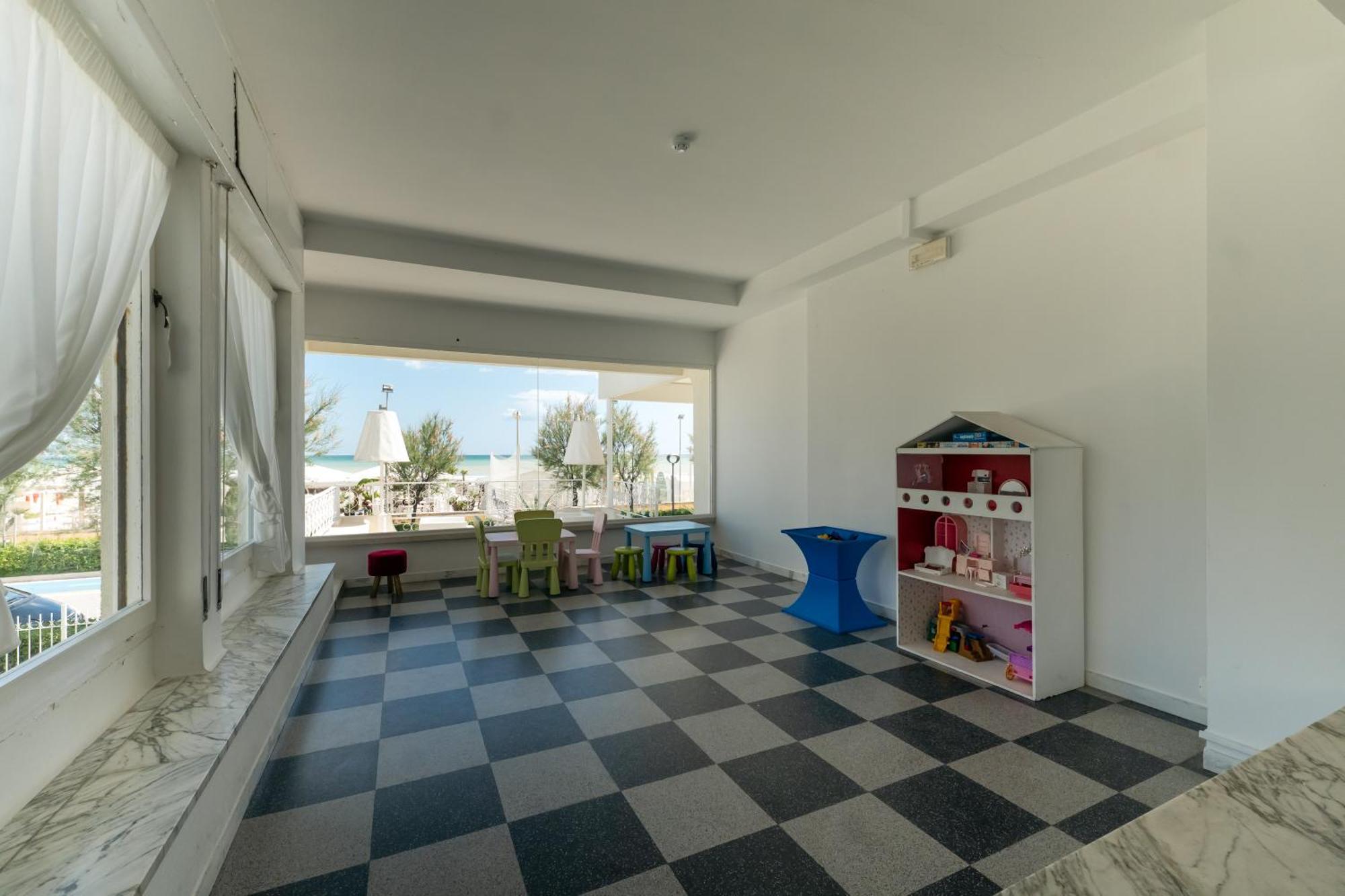 Hotel Continental Сенигаллия Экстерьер фото